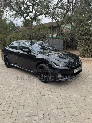 Toyota Crown 2012 Black