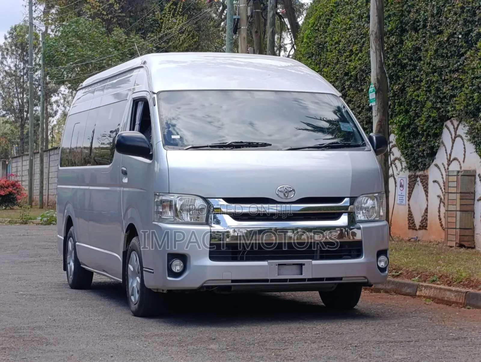 Toyota HiAce 2019 Silver