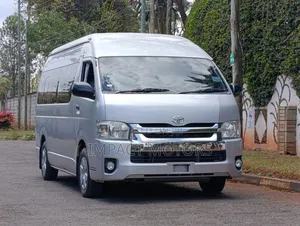 Toyota HiAce 2019 Silver