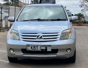 Toyota IST 2006 Silver