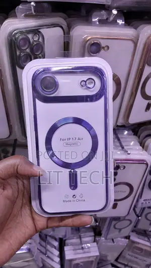 iPhone 17 Air Blue Magnetic Case