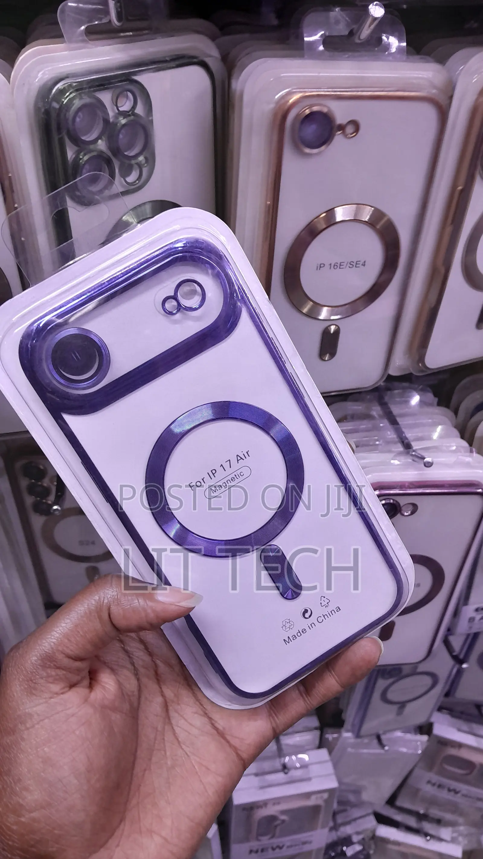 iPhone 17 Air Blue Magnetic Case