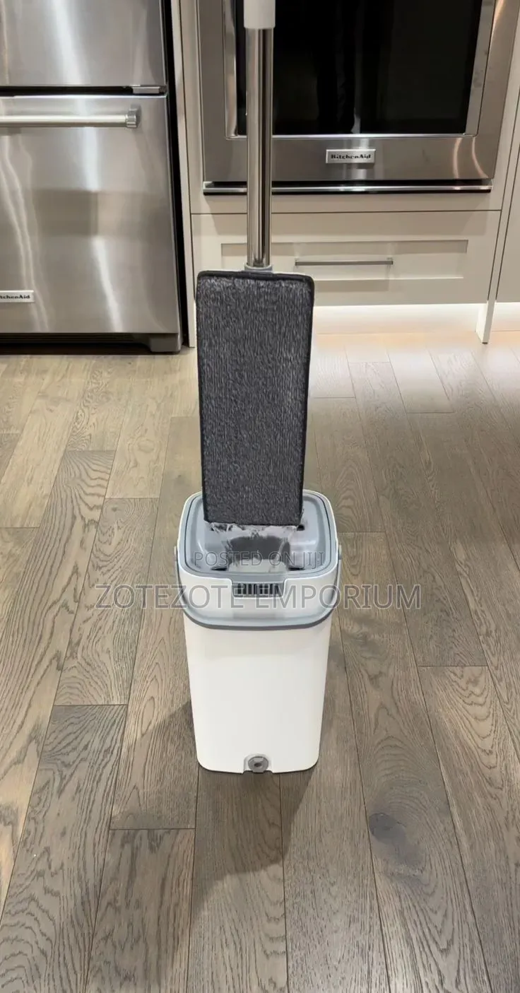 Magic Mop + Bucket With Extra Top Cloth