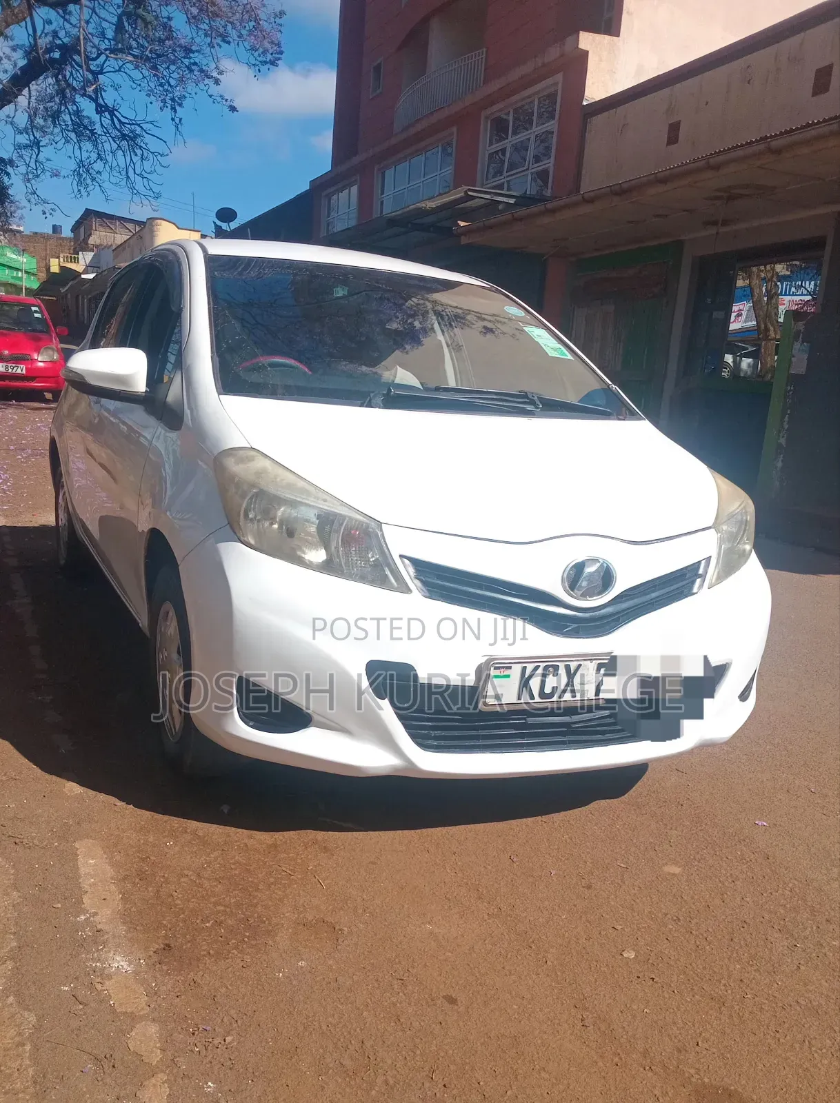 Toyota Vitz 2012 White