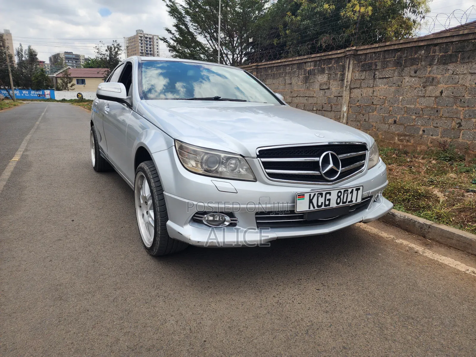 Mercedes-Benz C200 2010 Silver