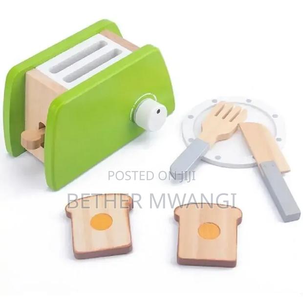 Bread Machine Pretend Play Simulation Model Set in Kenya - thumbnail 4