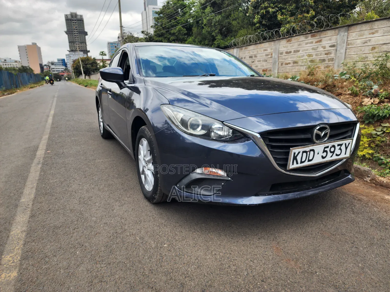 Mazda Axela SV Premium 2014 Gray