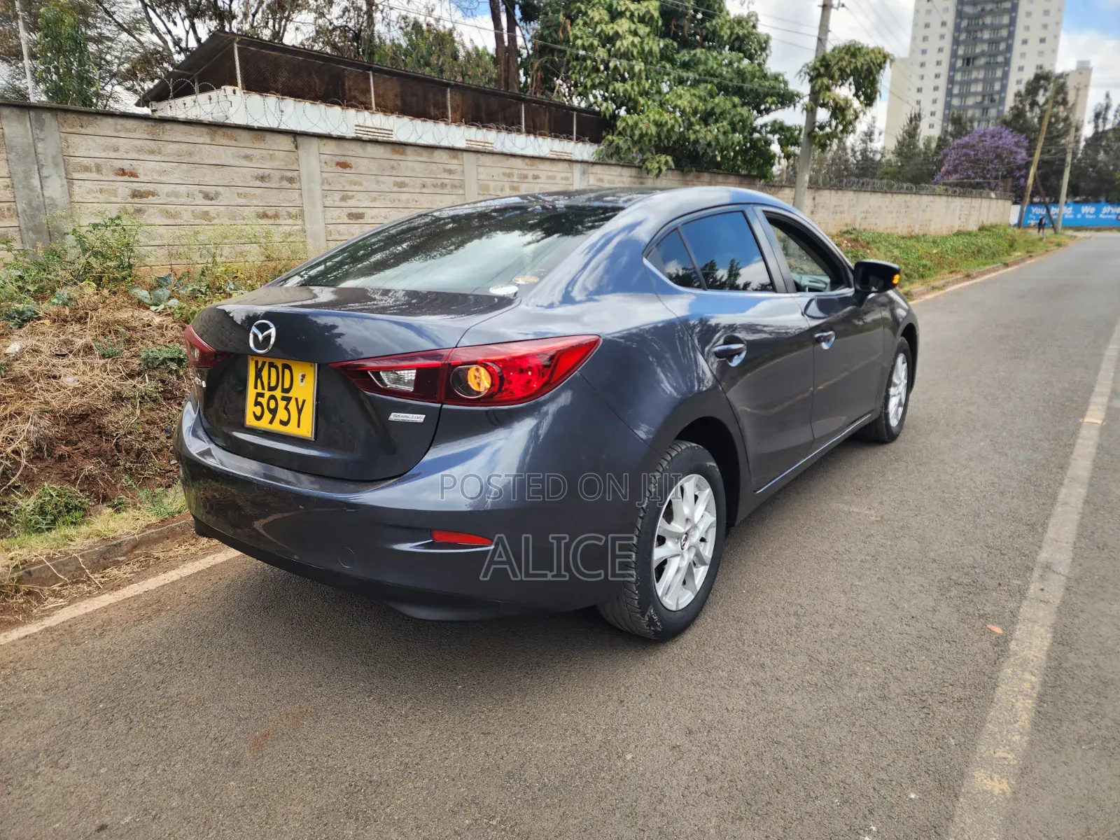 Mazda Axela SV Premium 2014 Gray
