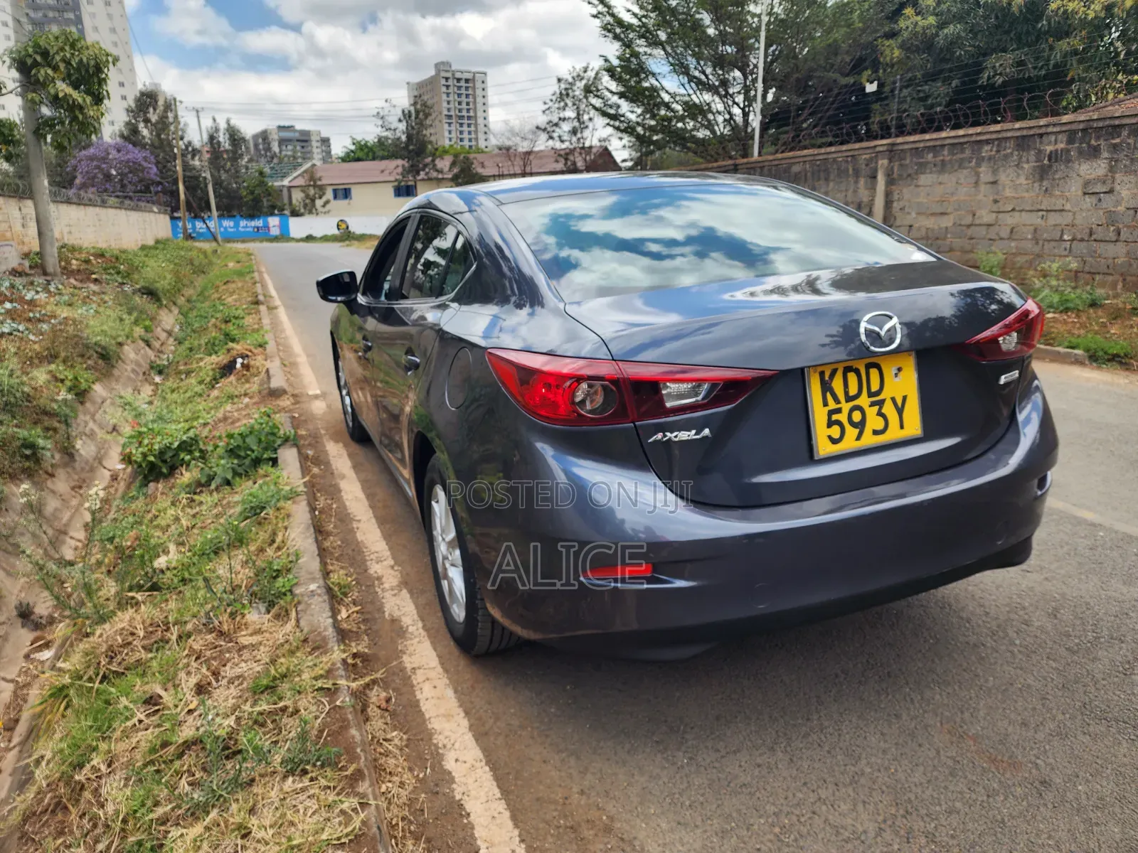 Mazda Axela SV Premium 2014 Gray
