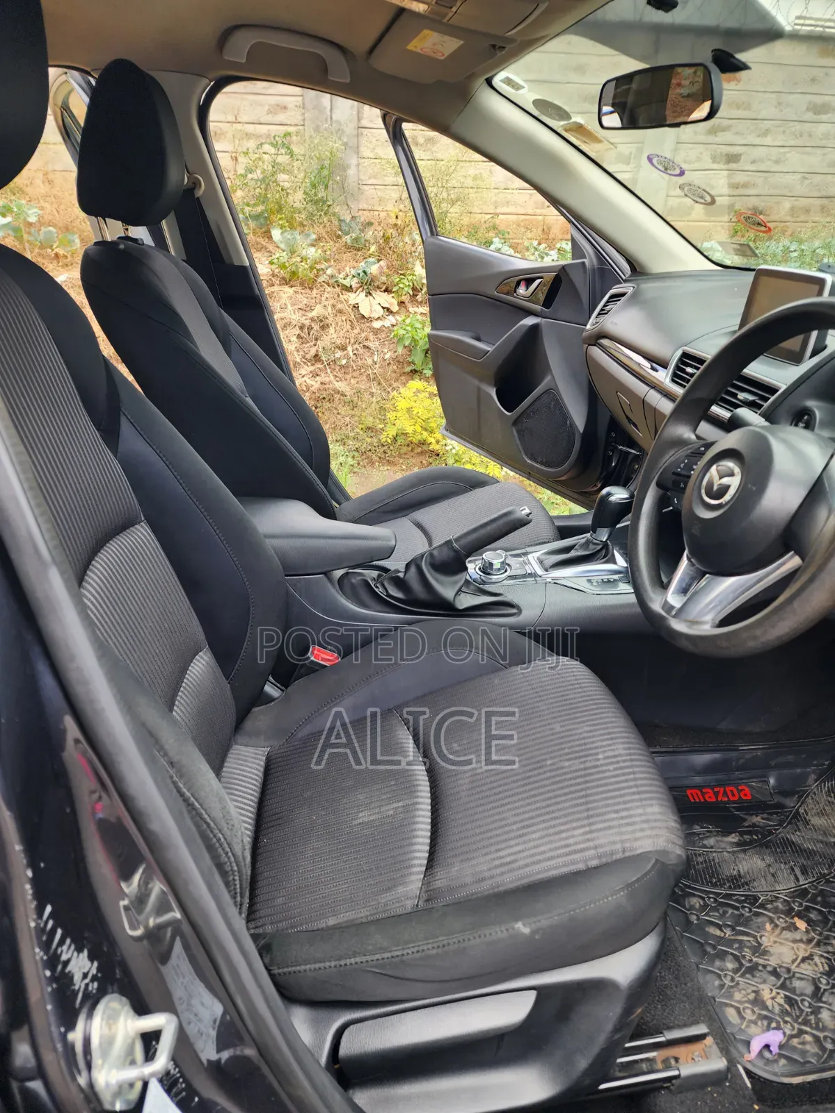Mazda Axela SV Premium 2014 Gray