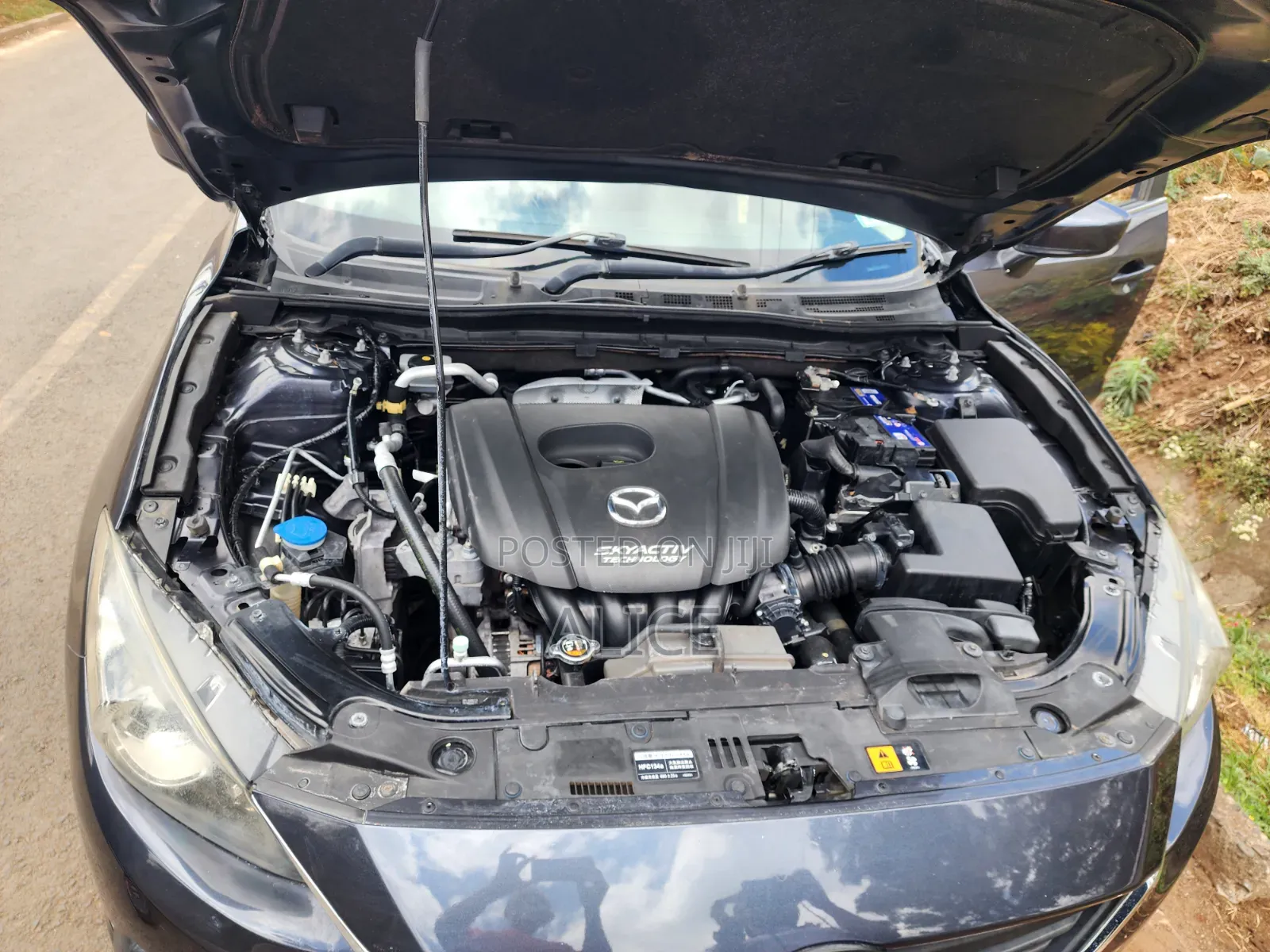 Mazda Axela SV Premium 2014 Gray