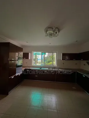 5bdrm Townhouse / Terrace in Riverside Drive for rent