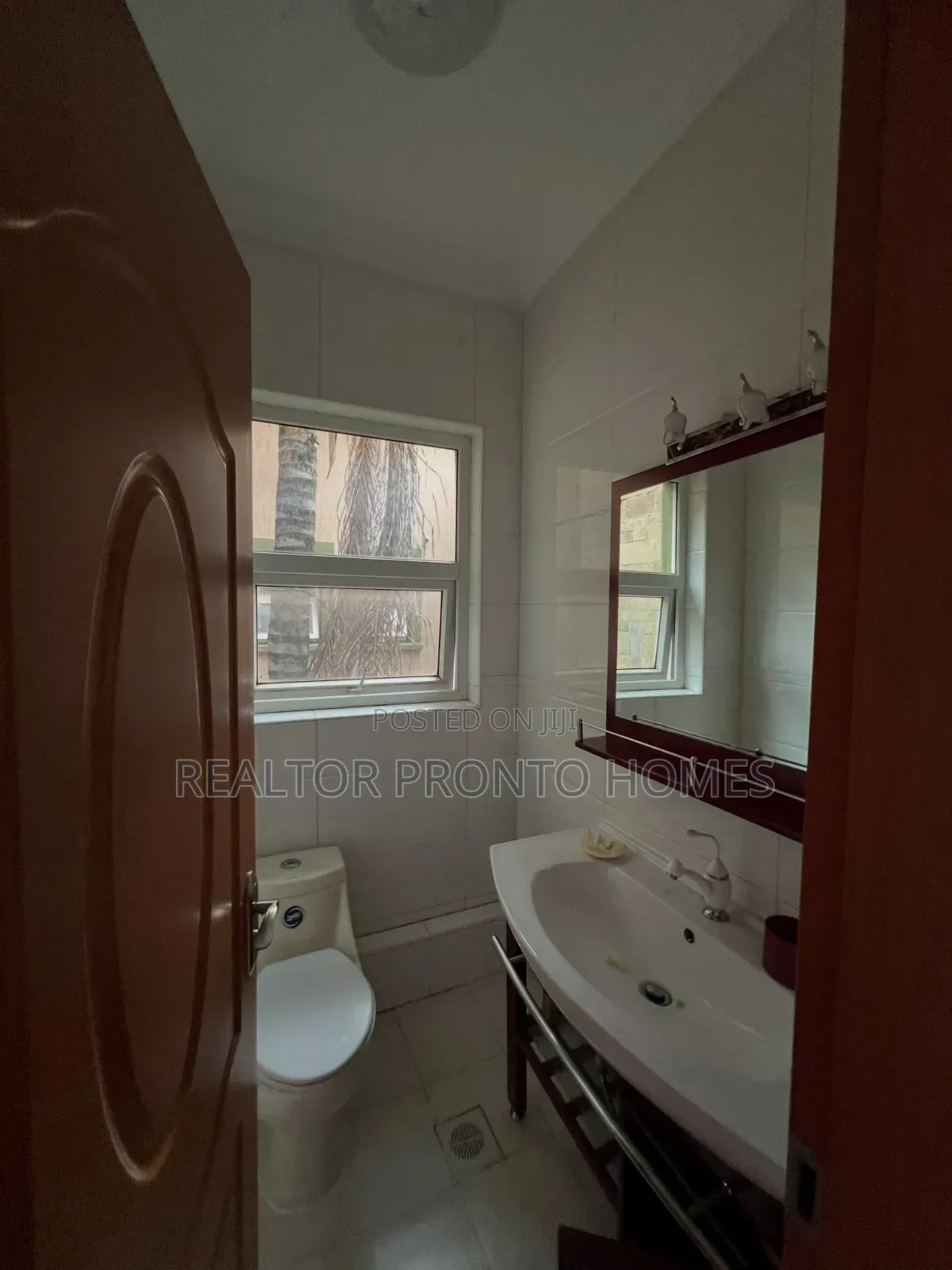 5bdrm Townhouse / Terrace in Riverside Drive for rent