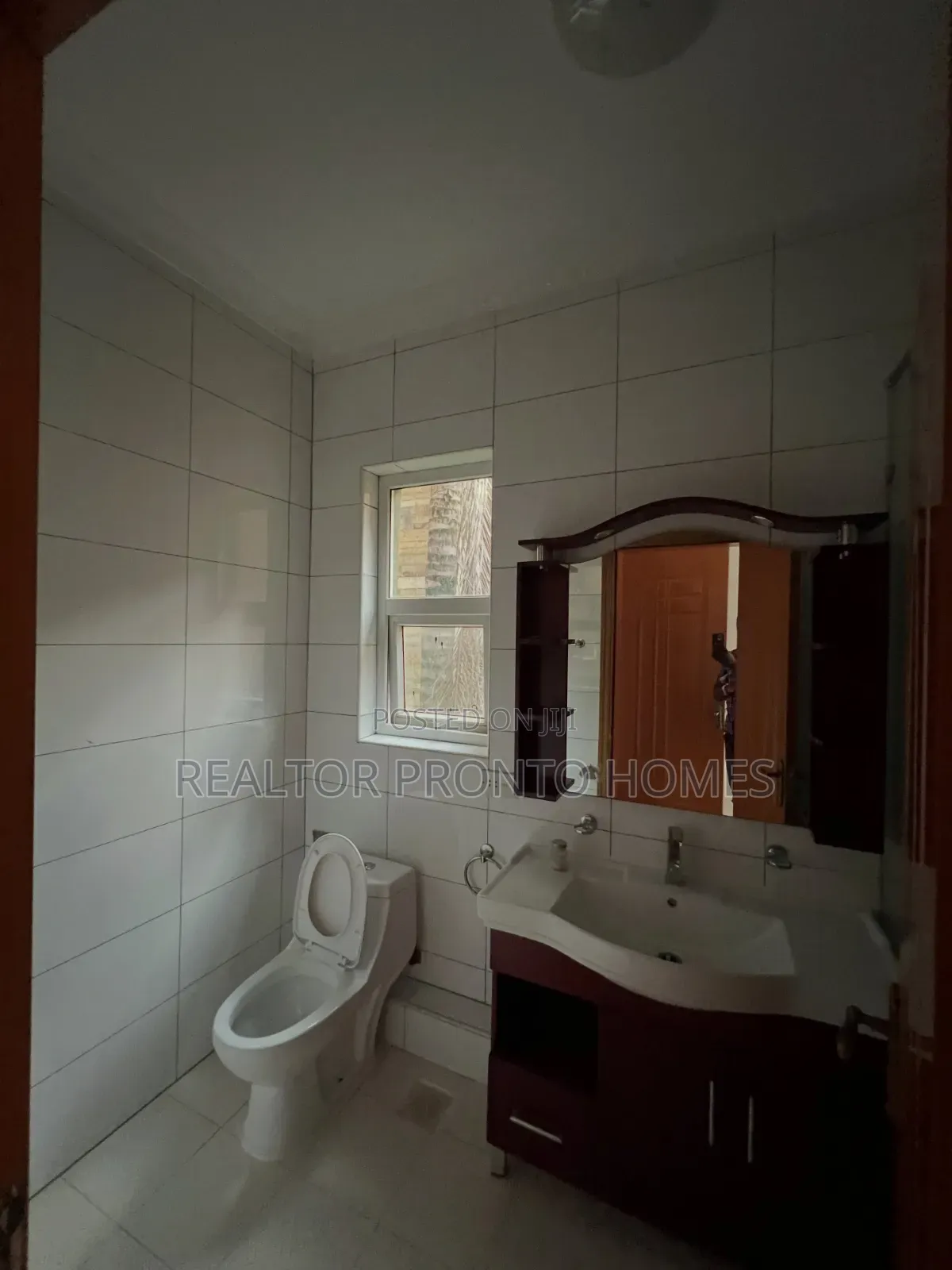 5bdrm Townhouse / Terrace in Riverside Drive for rent