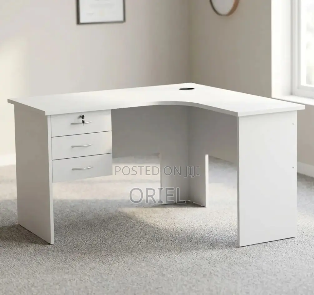 Office Study Desk : White 1.2M Corner Desk