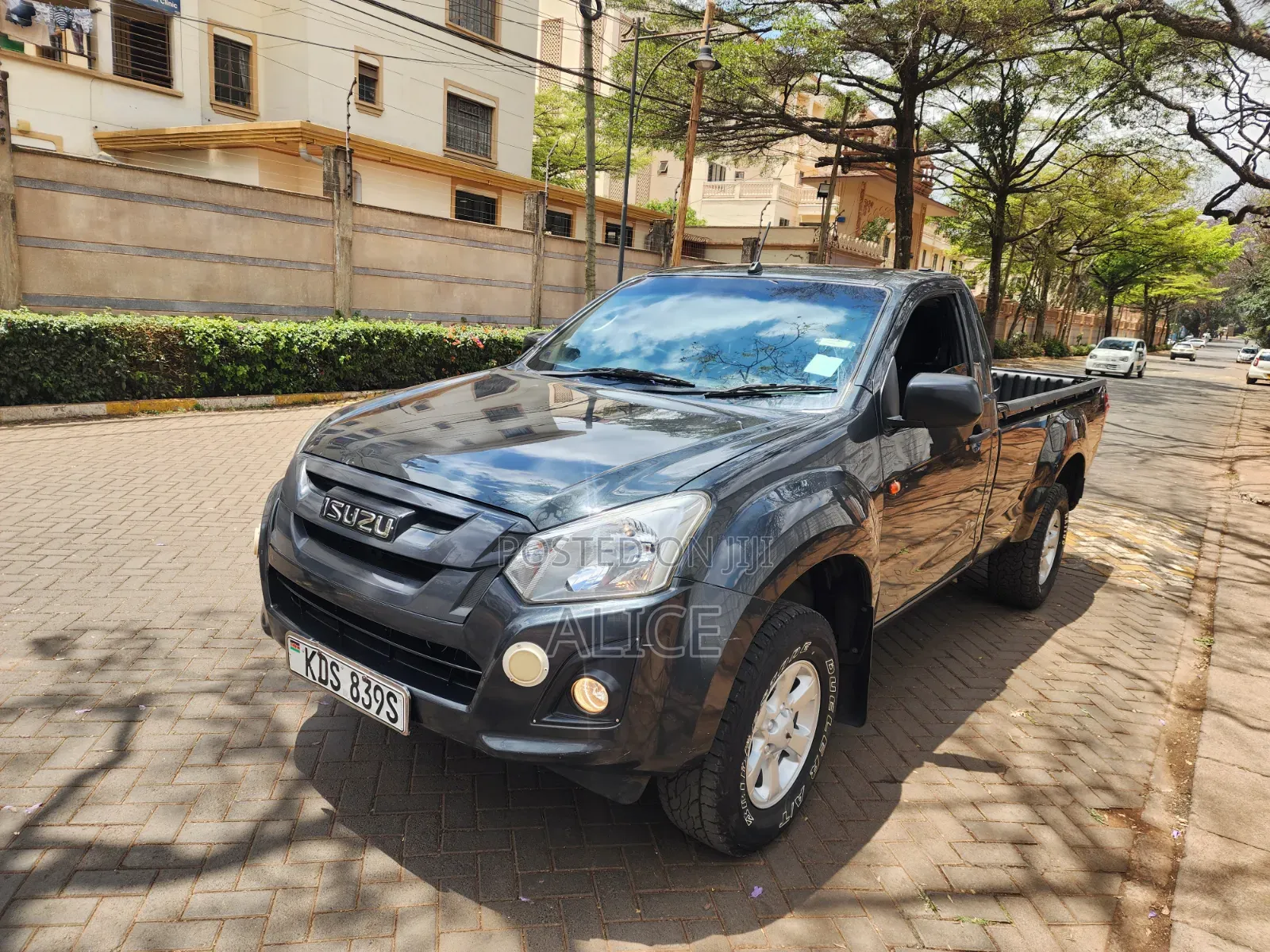 Isuzu D-MAX 2024 Gray