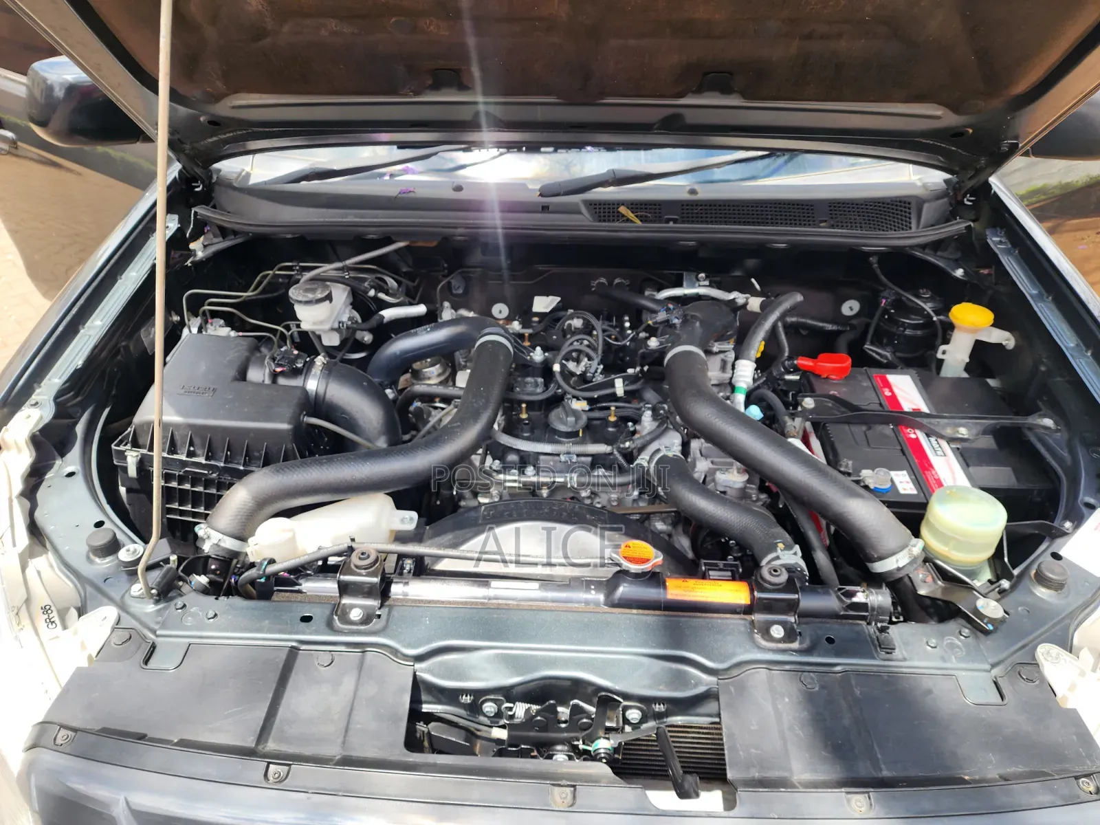 Isuzu D-MAX 2024 Gray