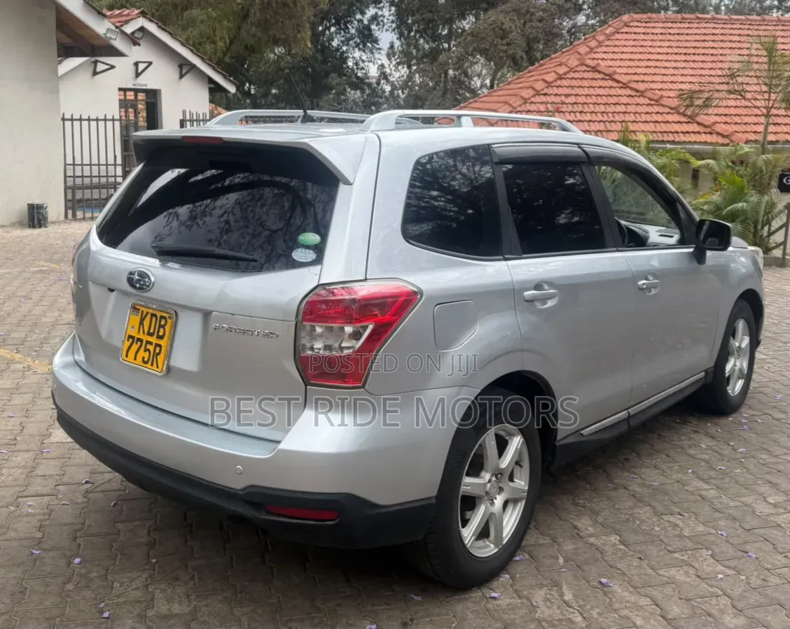 Subaru Forester 2013 Silver