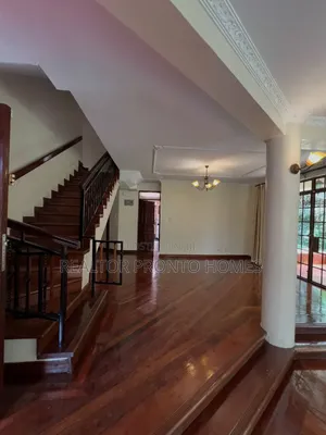 5bdrm Townhouse / Terrace in Lavington, Muthangari for rent