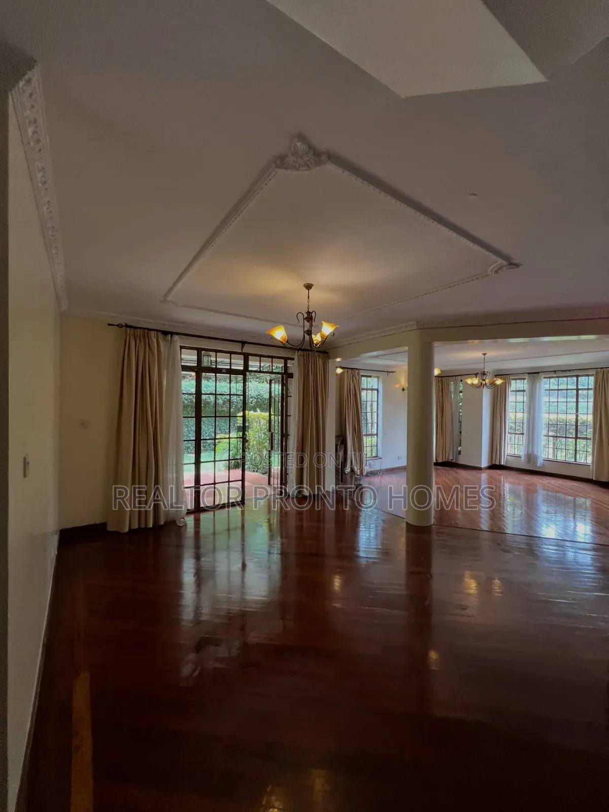 5bdrm Townhouse / Terrace in Lavington, Muthangari for rent