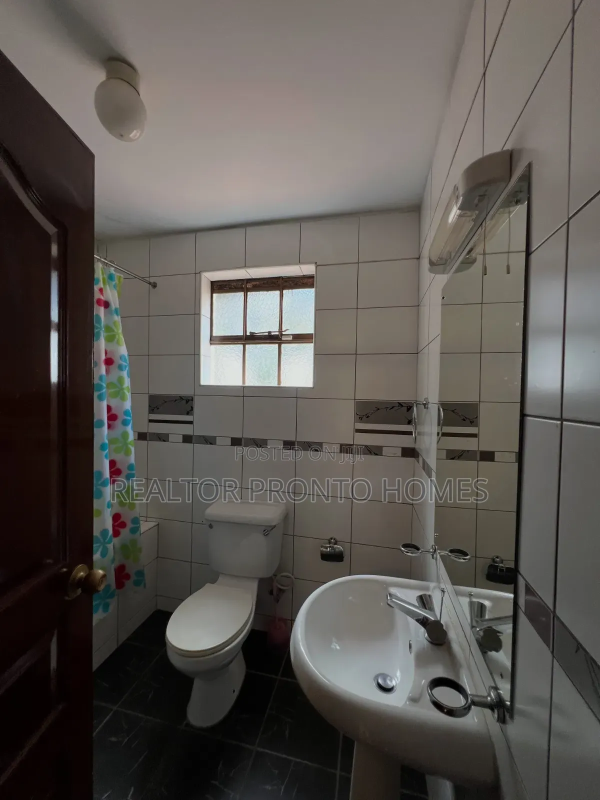 5bdrm Townhouse / Terrace in Lavington, Muthangari for rent