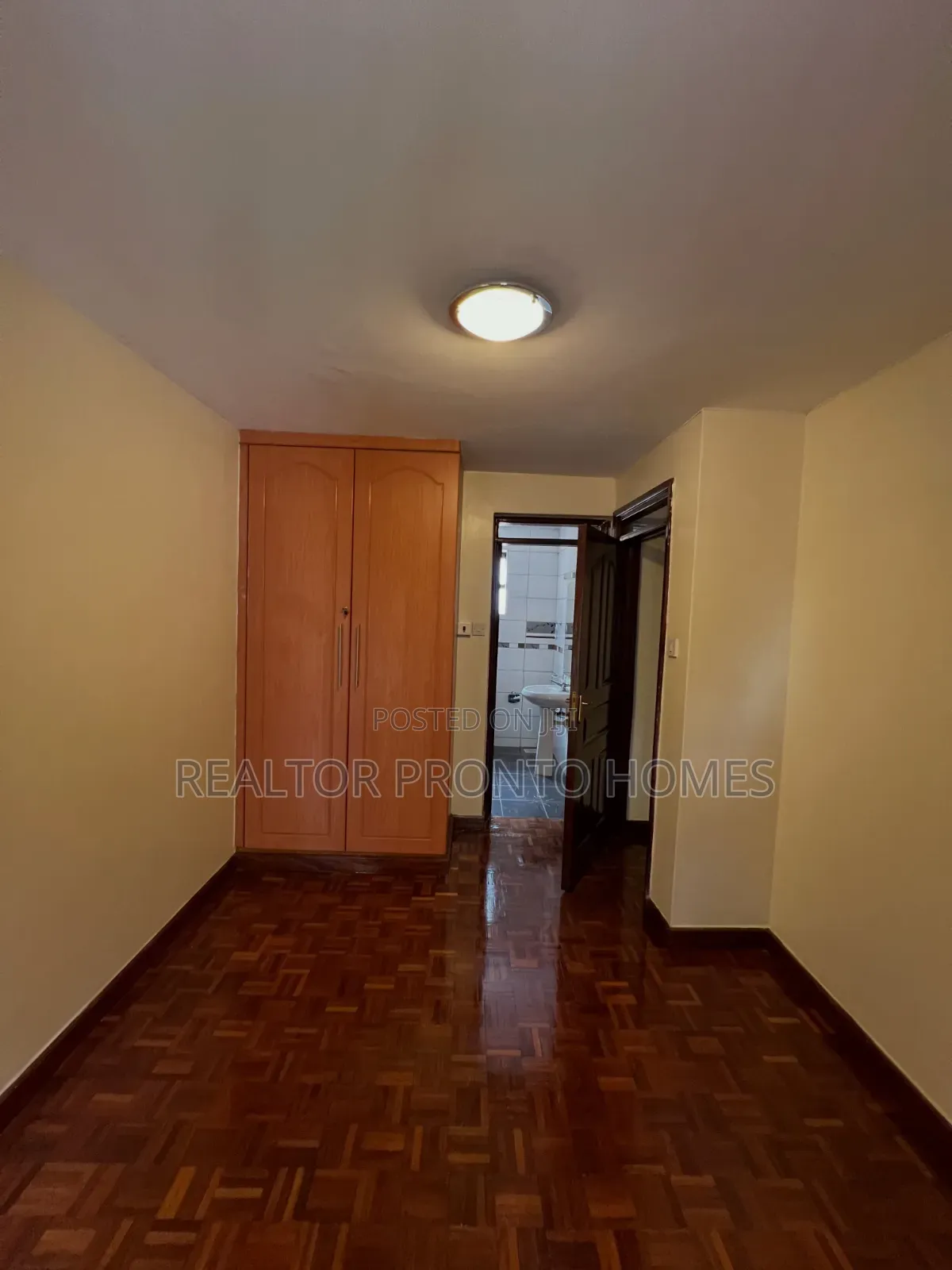 5bdrm Townhouse / Terrace in Lavington, Muthangari for rent