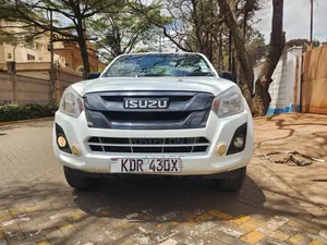 Isuzu D-MAX 2025 White