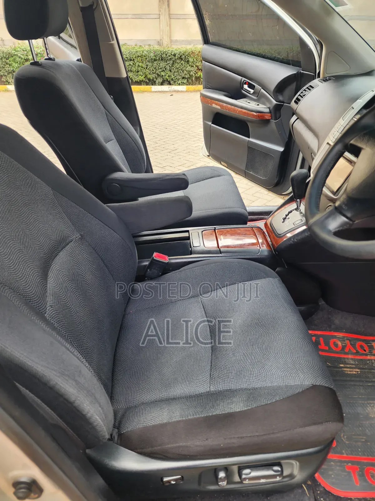 Toyota Harrier 2.4 2008 Silver