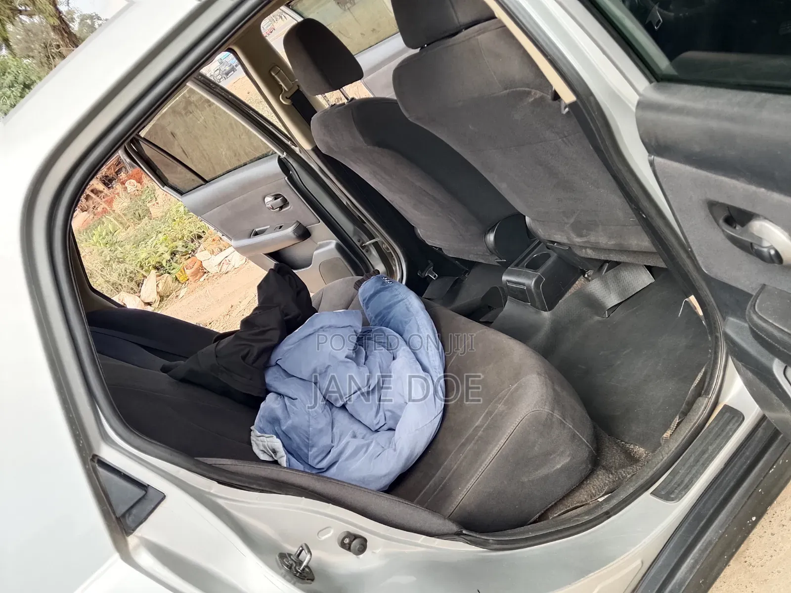 Nissan Tiida 2010 Gray