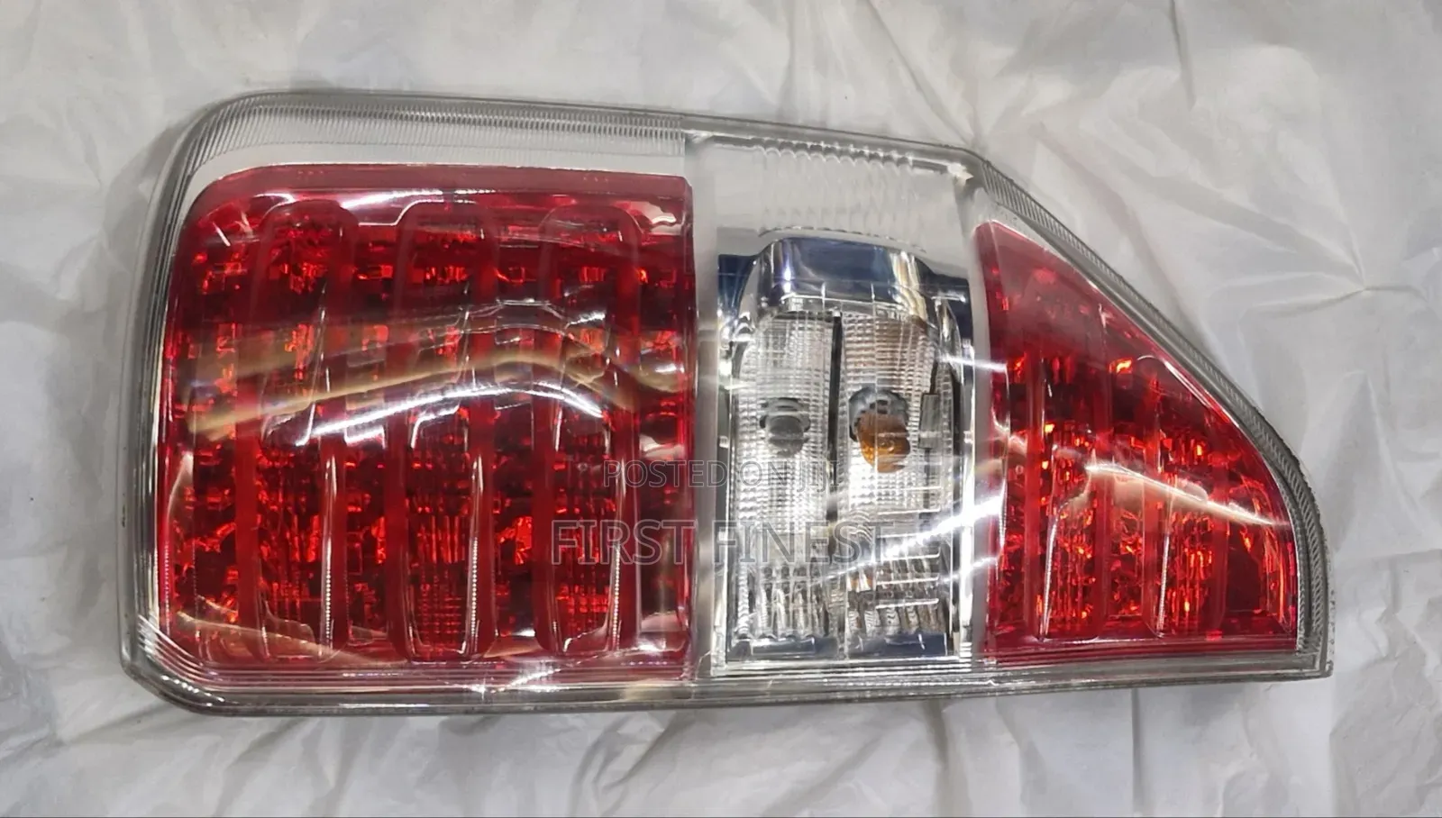 Toyota Noah 2008