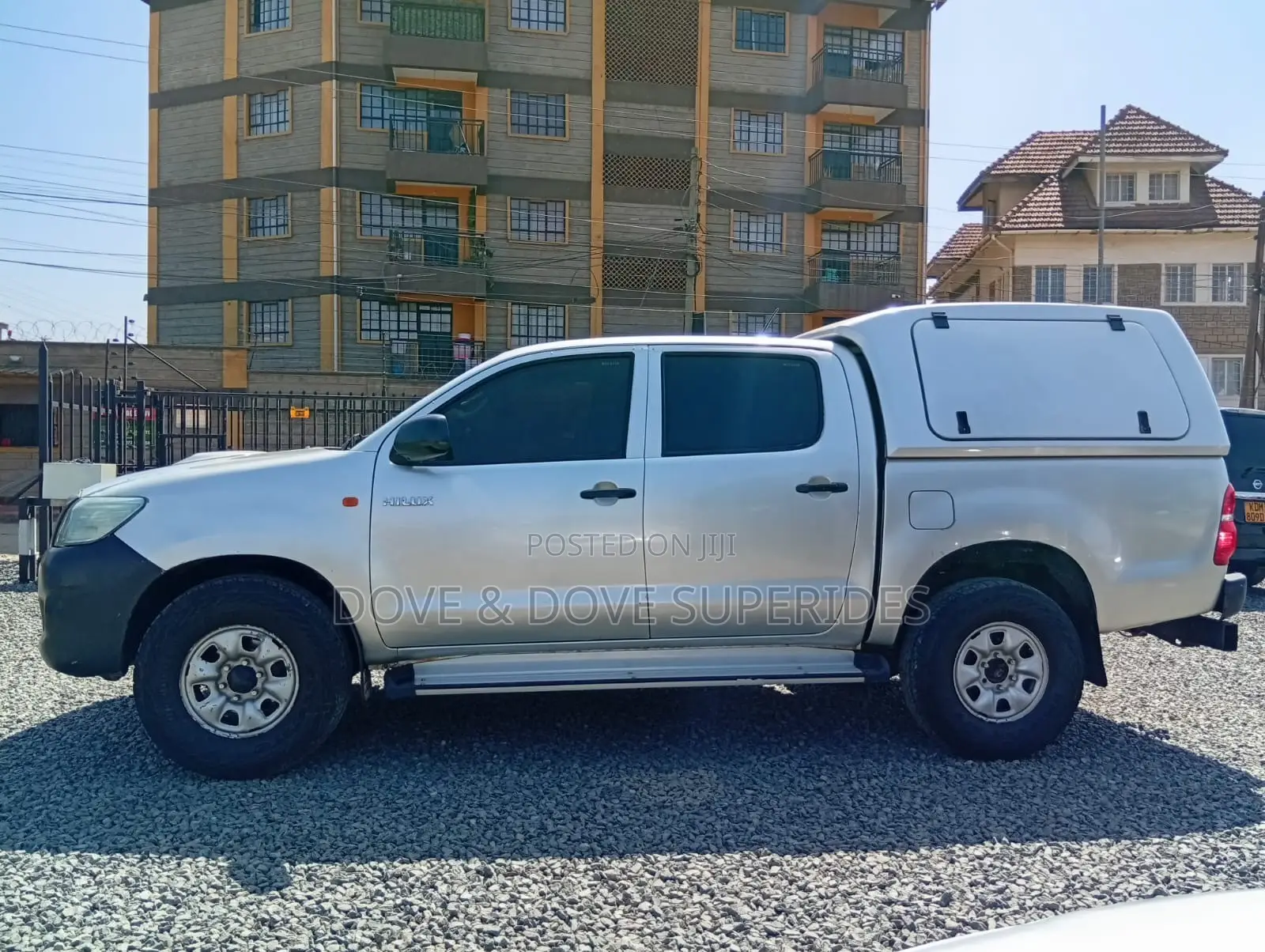 Toyota Hilux 2013 Silver