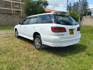 Nissan Avenir 2005 White