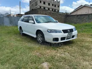 Nissan Avenir 2005 White