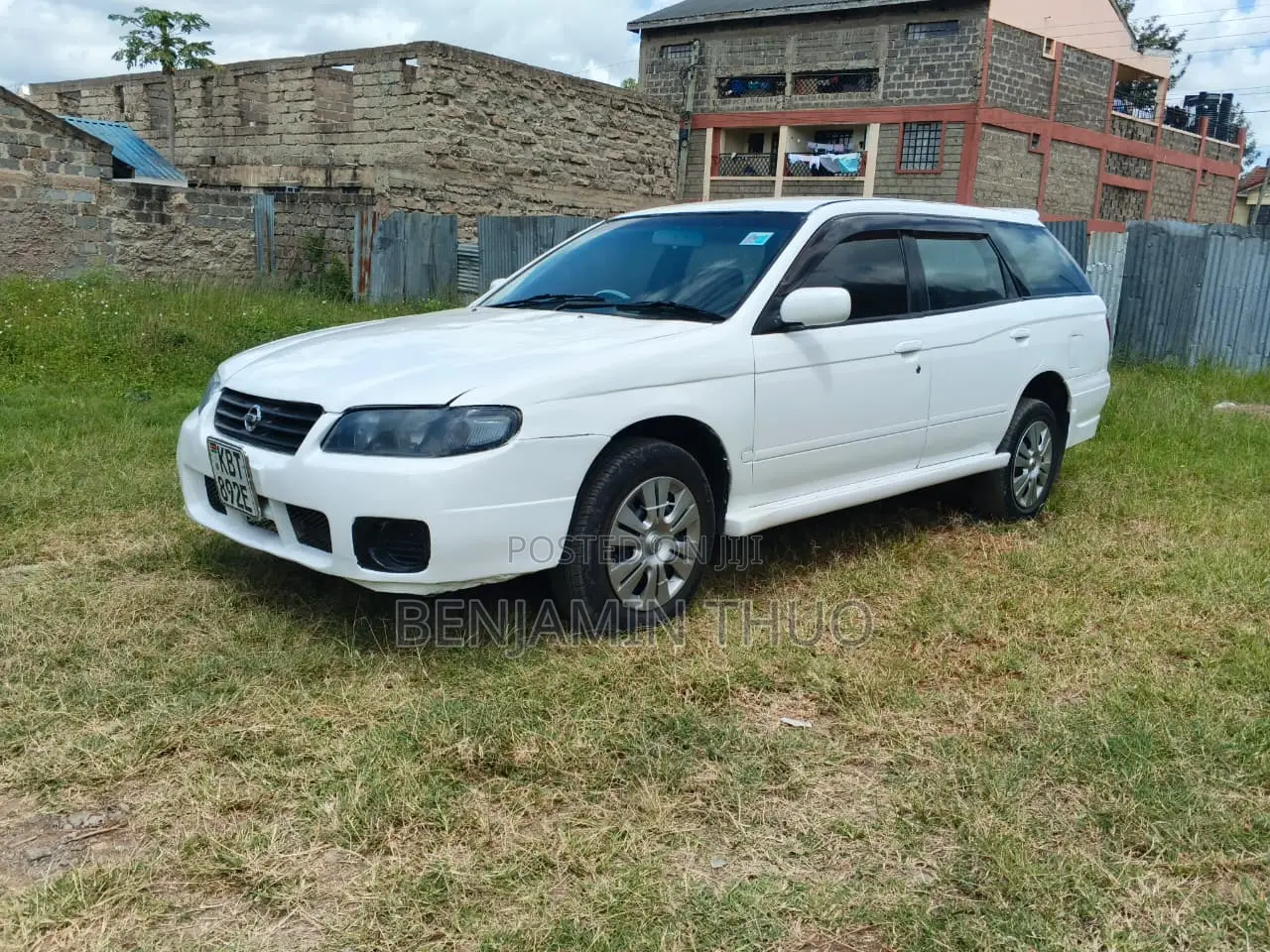 Nissan Avenir 2005 White