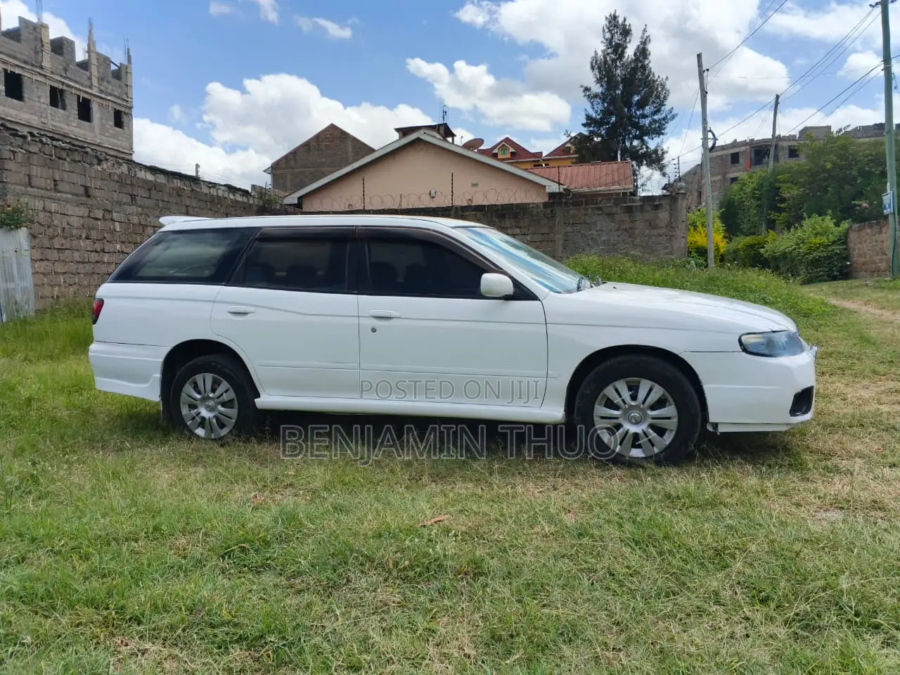 Nissan Avenir 2005 White