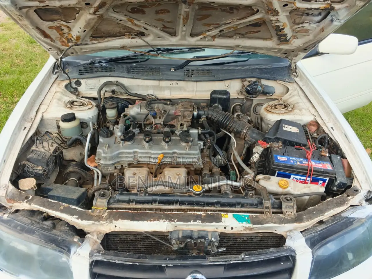 Nissan Avenir 2005 White