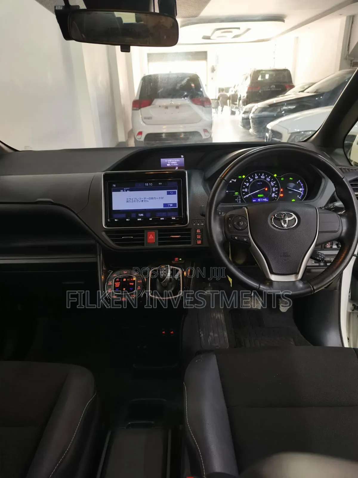 Toyota Noah 1.8 FWD Hybrid (7 seater) 2020 White