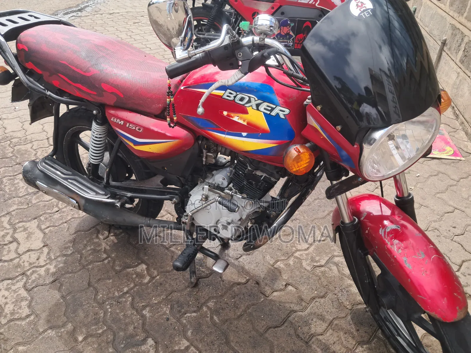 Bajaj Boxer 150 UG 2022 Red