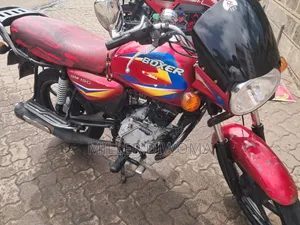 Bajaj Boxer 150 UG 2022 Red