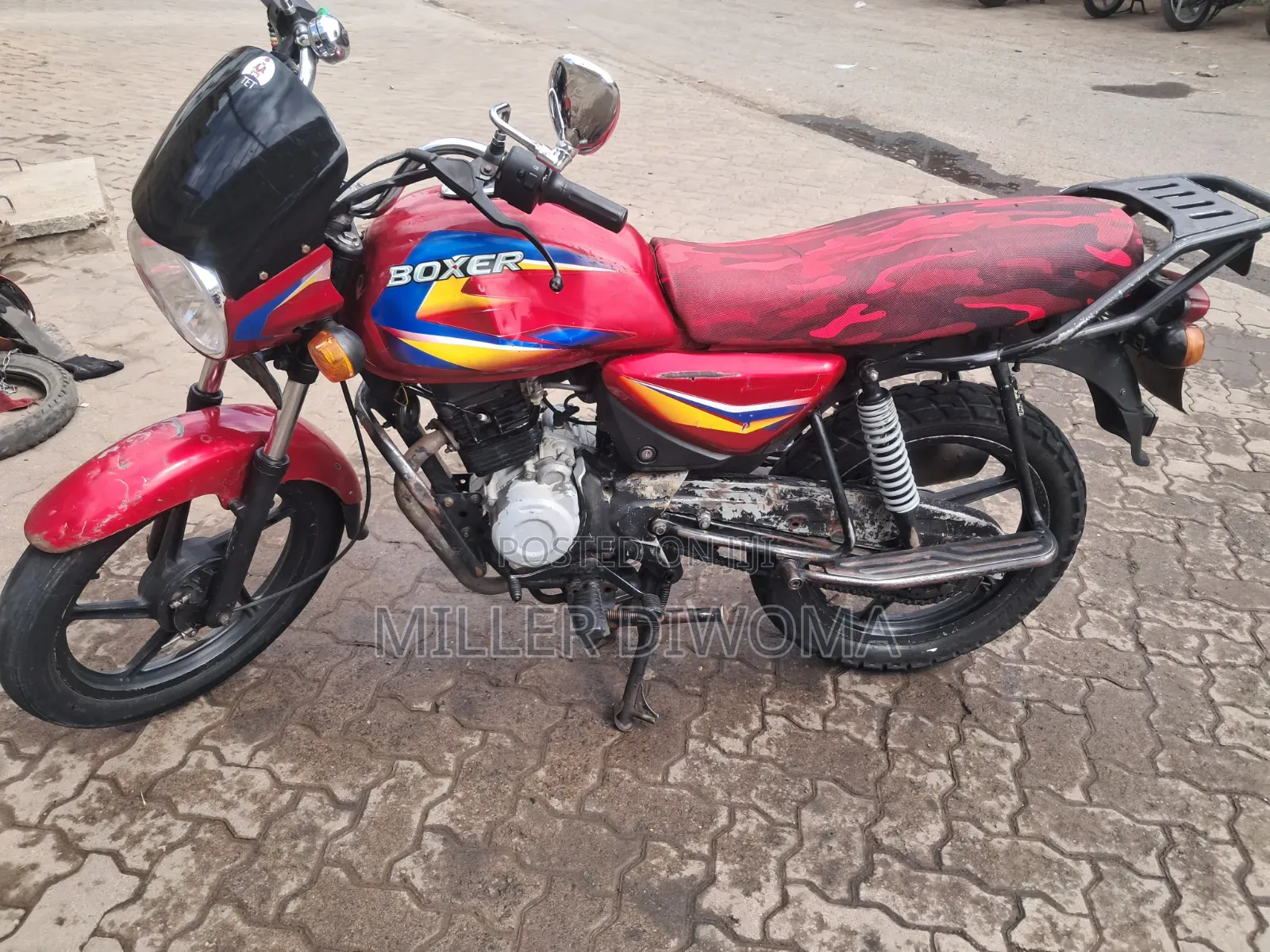 Bajaj Boxer 150 UG 2022 Red