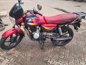 Bajaj Boxer 150 UG 2022 Red