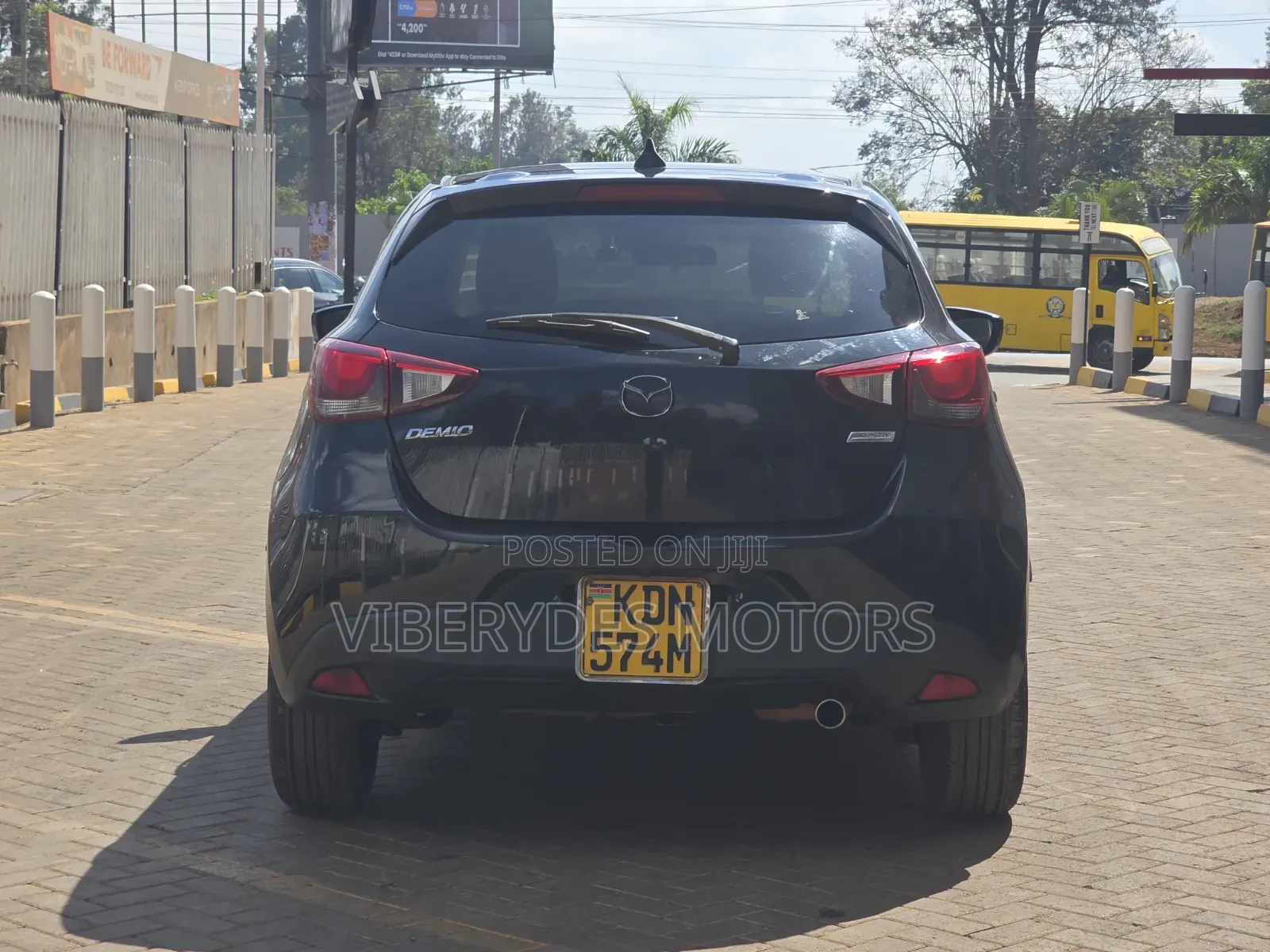 Mazda Demio 2016 Burgundy