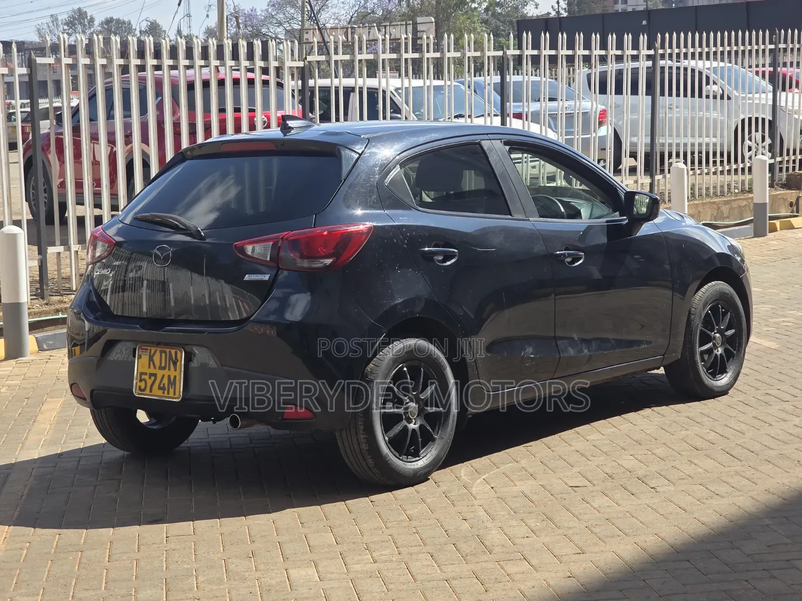 Mazda Demio 2016 Burgundy