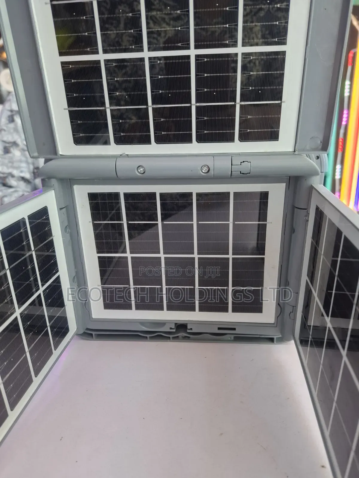 300wts Hand Held Rechargeable Solar Light
