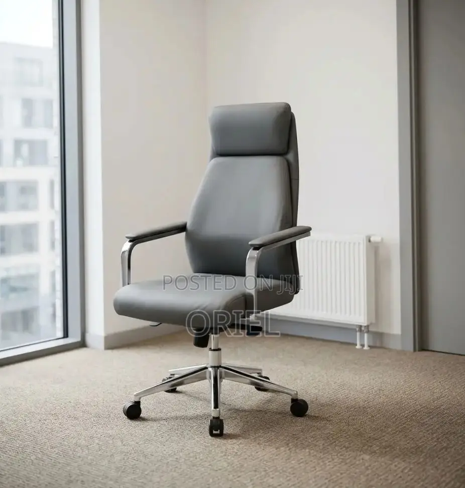 Executive Office Chair : Gray Leather High Back Managerial Chair