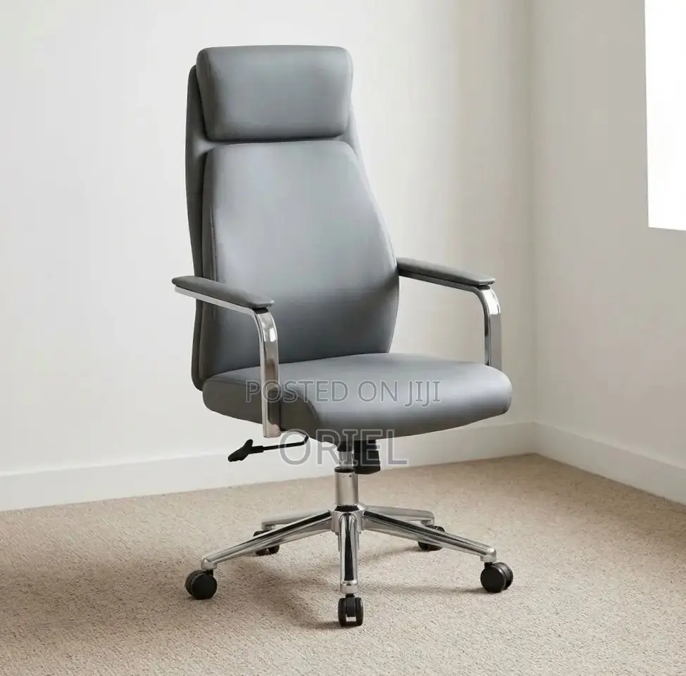 Executive Office Chair : Gray Leather High Back Managerial Chair