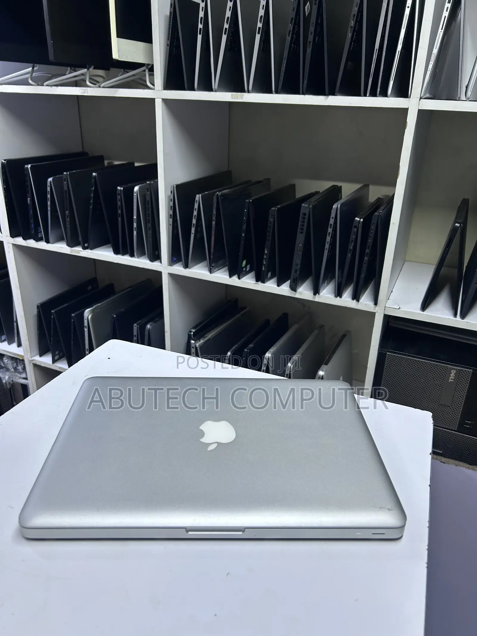 Laptop Apple MacBook 2011 4GB Intel Core i5 HDD 500GB