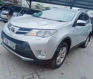 Toyota RAV4 2013 Silver