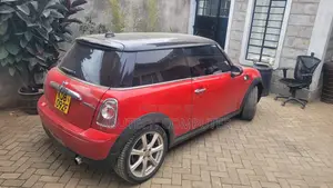 Mini Cooper 2013 Red