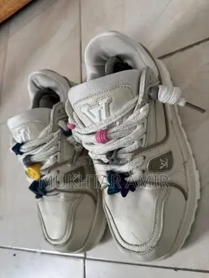 Louis Vuitton Shoes for Sale